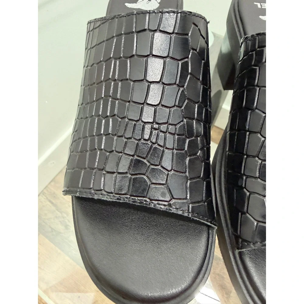 Sorel Brex Slide Sandal Black Croc Embossed Leather Platform Heel NL5085-010 7.5